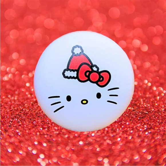 The Creme Shop x Hello Kitty Macaron Lip Balm Marshmallow Fluff, Winter Lip Balm - Picture 2 of 4